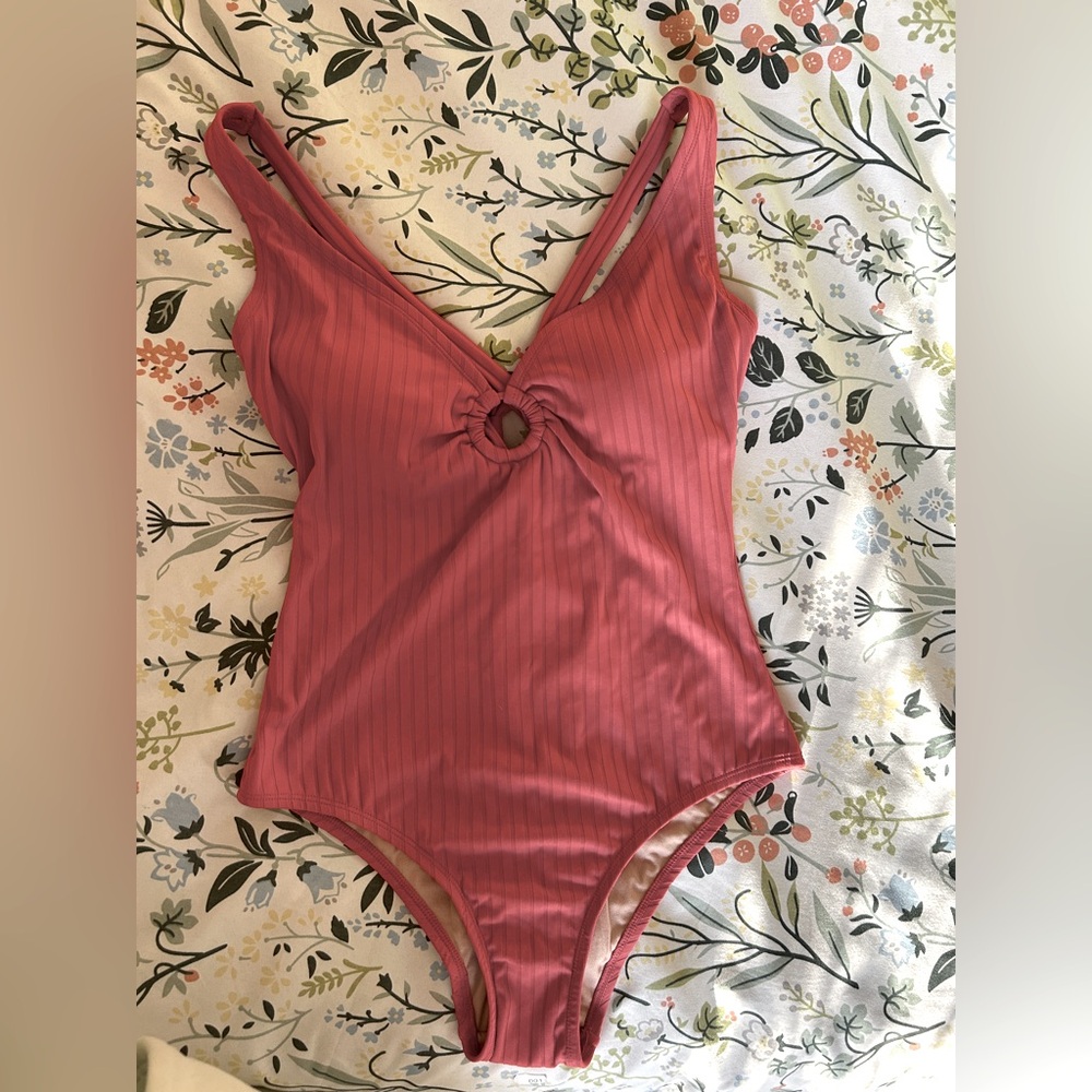NWT Kona Sol Wide Ribbed Ring Medium Coverage One Piece Swimsuit L (12-14)